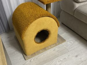 Компактний котячий затишок ручної роботи два в одному
